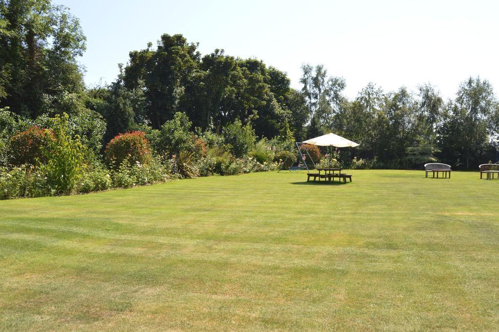 Beechwood Country House Hostal Malahide Exterior foto