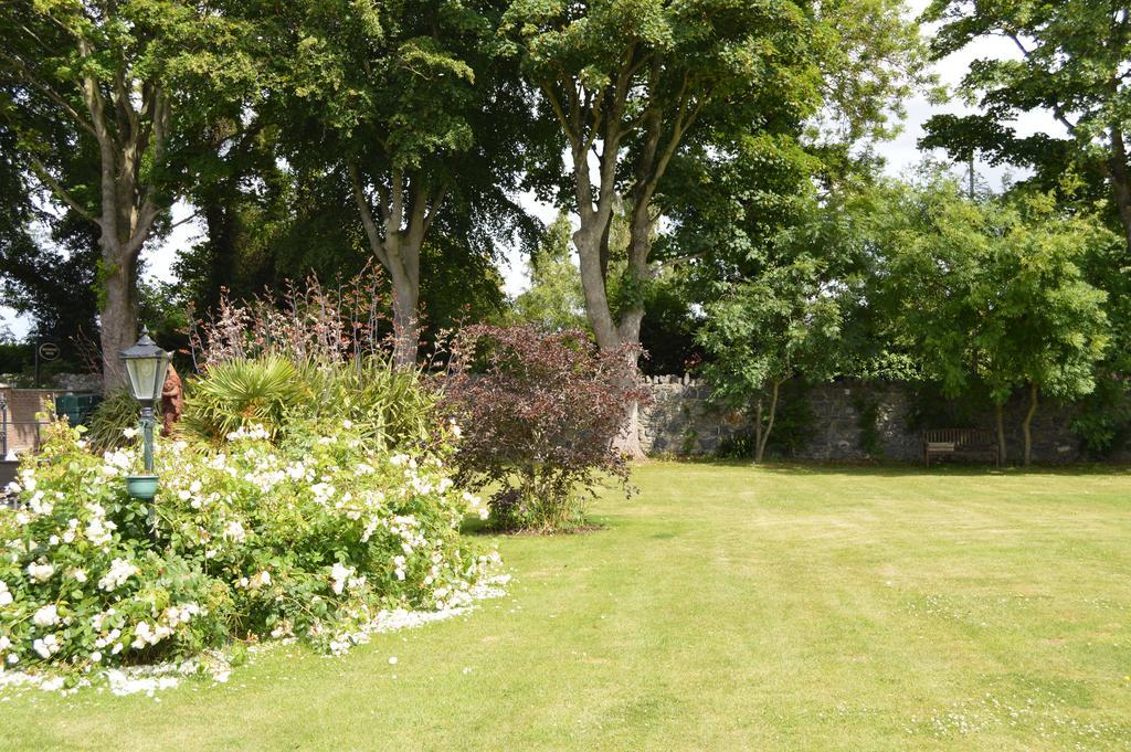 Beechwood Country House Hostal Malahide Exterior foto